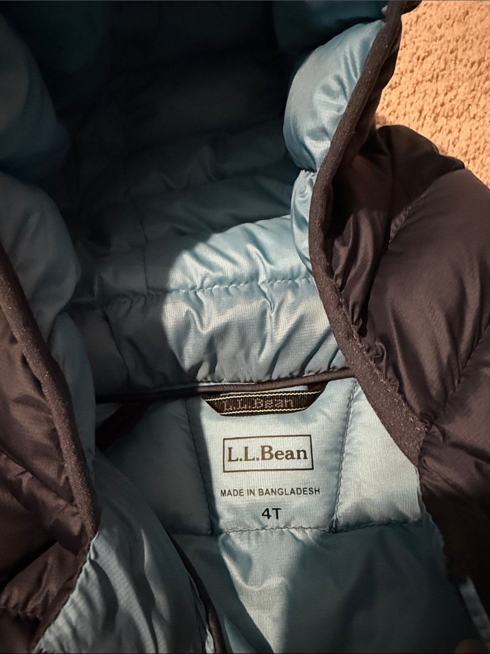 LL Bean Kids' Navy Hooded Ultralight 650 Down Jacket 4T - Picture 2 of 5